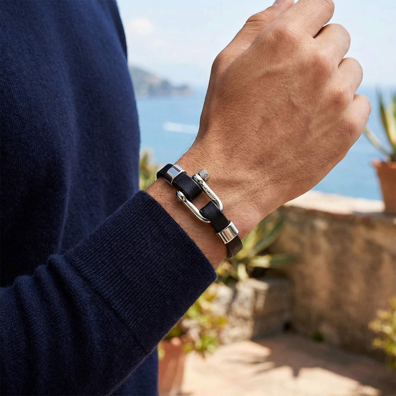 Egoist Black Alfa Men's Leather Bracelet – Full-Grain Leather