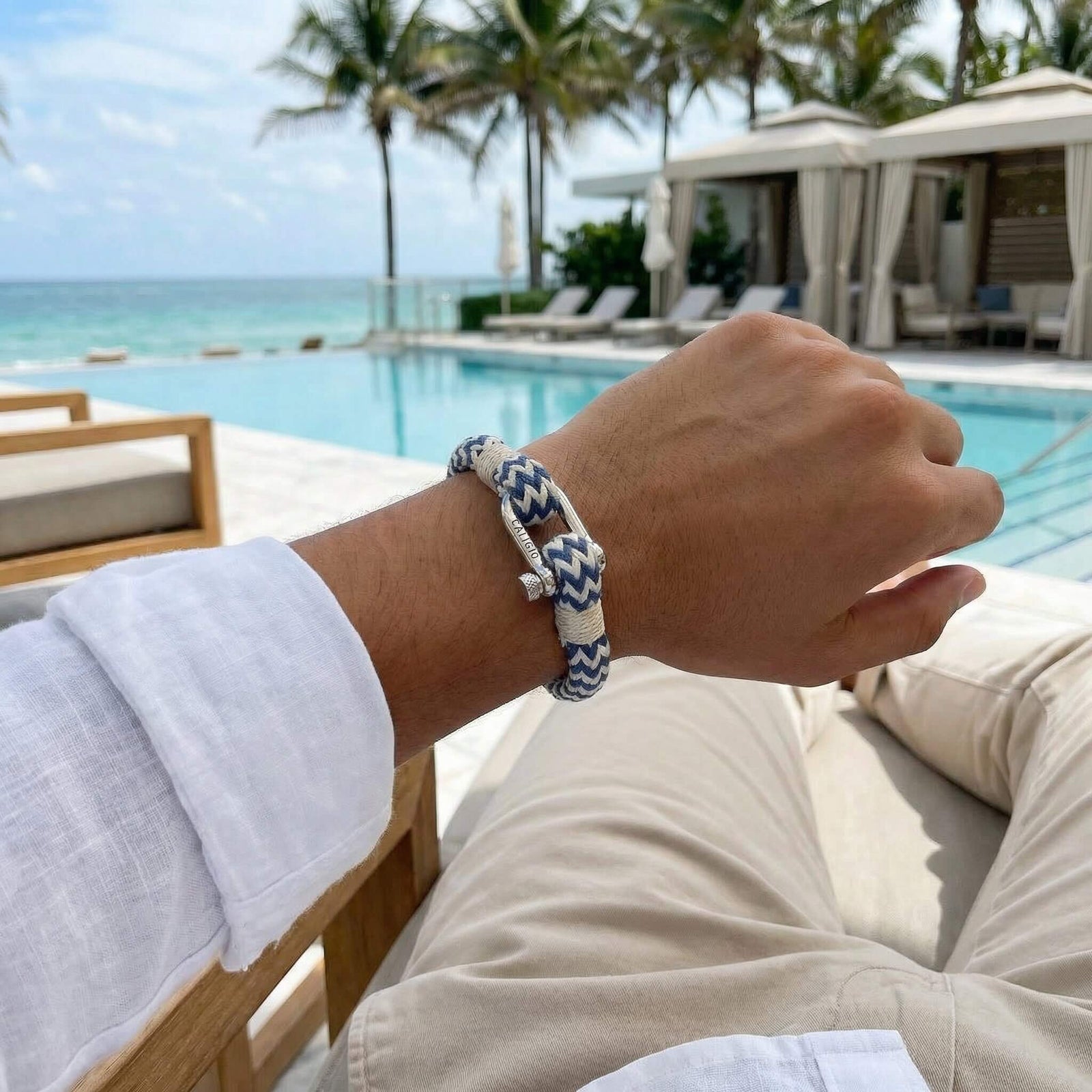 Clj Charles Le Jeune Bracelet fermoir manille lyre Bleu - Montres