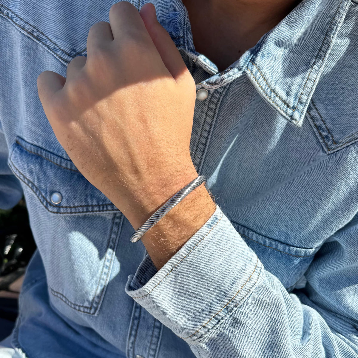Vintage Alfa cuff styled wrist masculine rugged Caligio