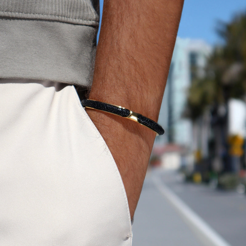 caligio Caligio Men Bracelets Infinity Black Stingray Golden Cuff Bracelets for Men - Infinity Black Stingray Golden | Caligio small gift  cheap gift for men  shackle bracelet mens anchor bracelet